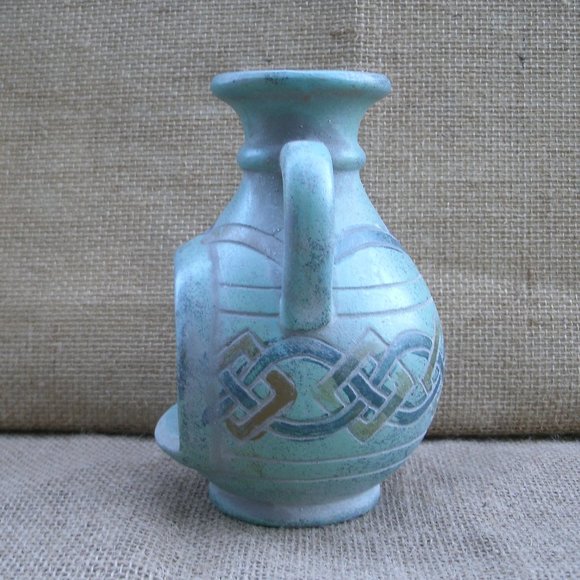 Vintage Celtic Knotwork Pottery Jar Candle Holder - Picture 3 of 16
